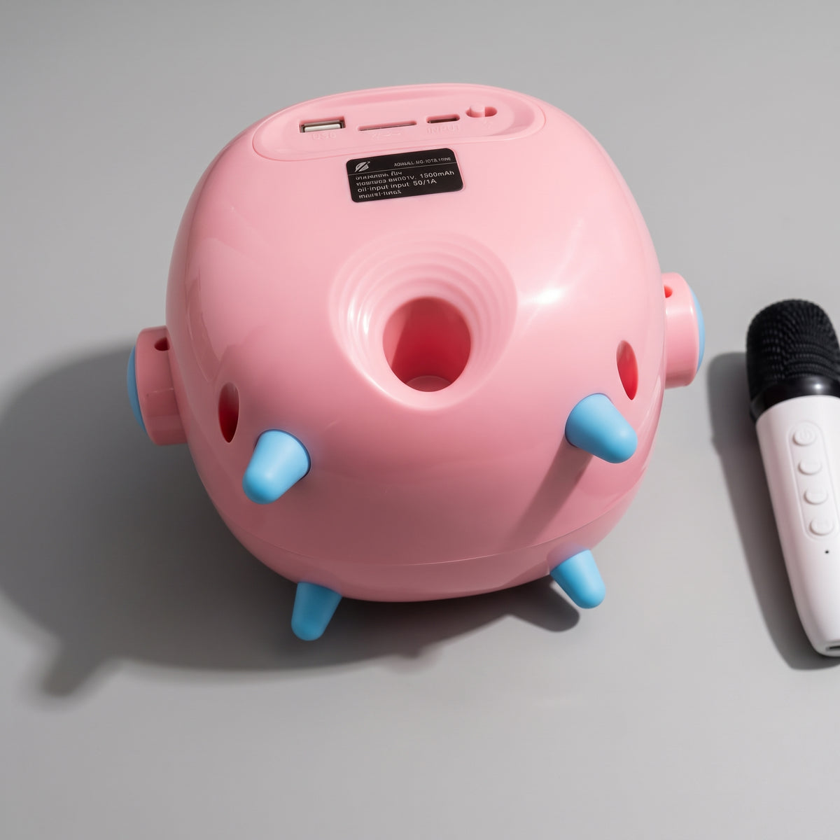 Cute Reindeer Karaoke Speaker with Wireless Mic – Heavy Bass