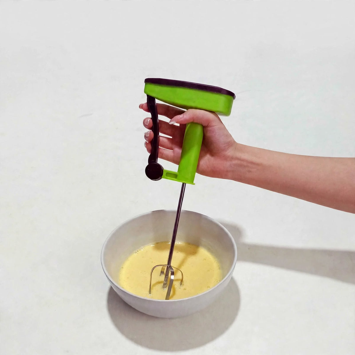 Easy Flow Manual Hand Press Blender & Whisk