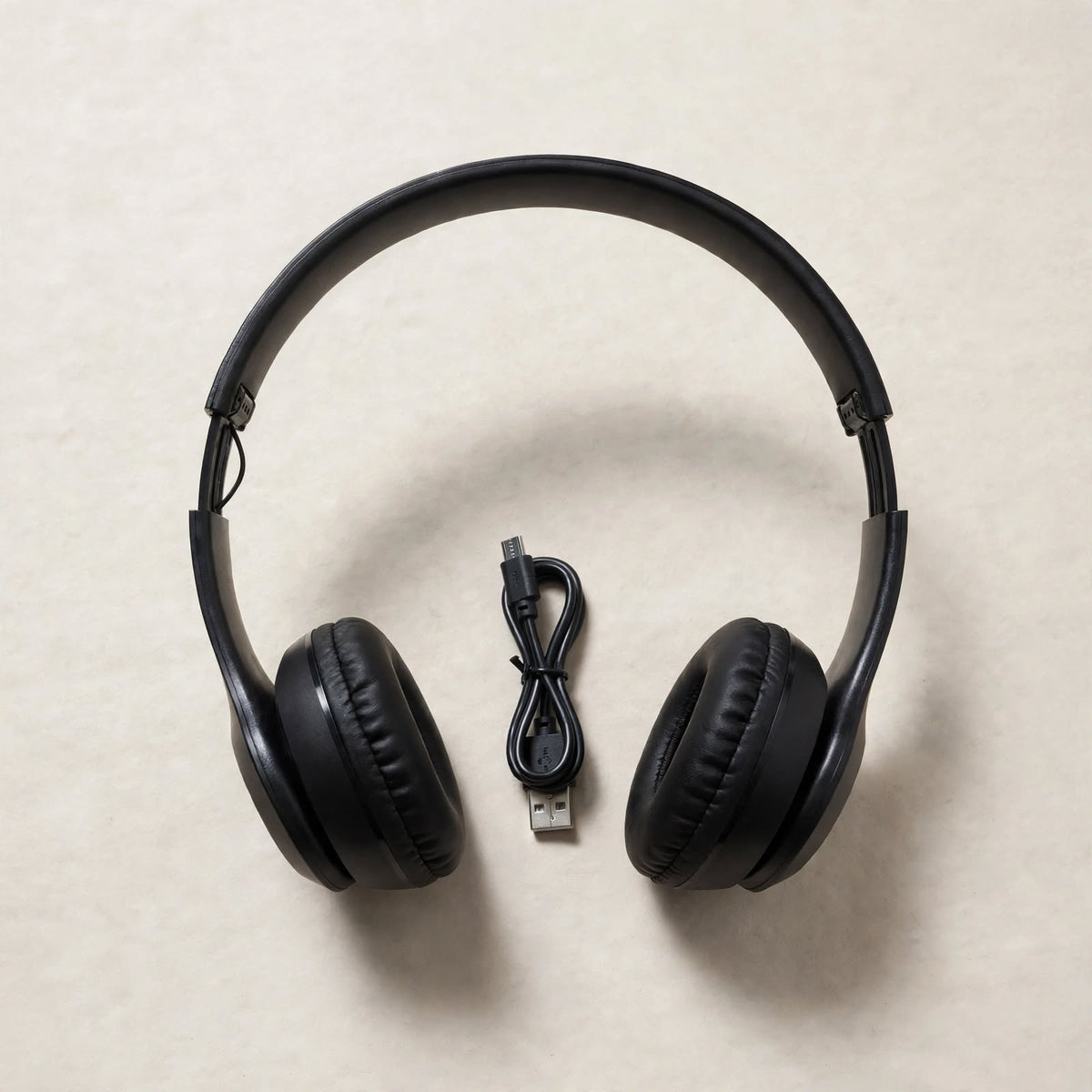 P47 Wireless Foldable Headphones